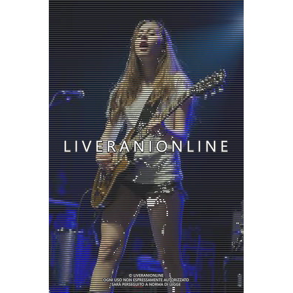 Alan Haim of Haim performs live at Manchester Ritz, Manchester, England, 8th December 2013. AG ALDO LIVERANI SAS ONLY ITALY