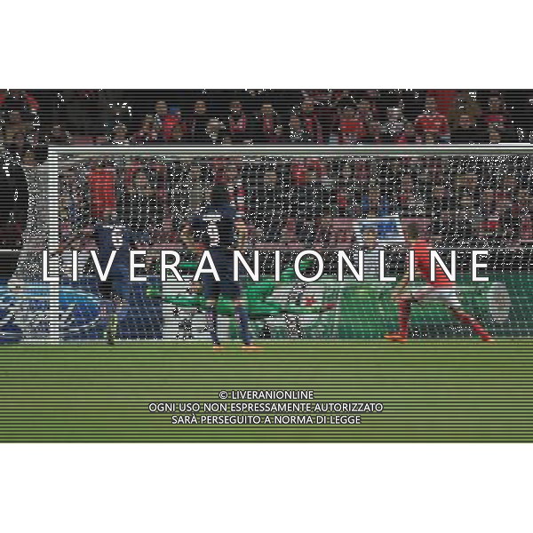 Penalty - Salvatore SIRIGU - 10.12.2013 - Benfica / Paris Saint Germain - Champions League Photo Amandine Noel / Icon Sport AG ALDO LIVERANI SAS ONLY ITALY