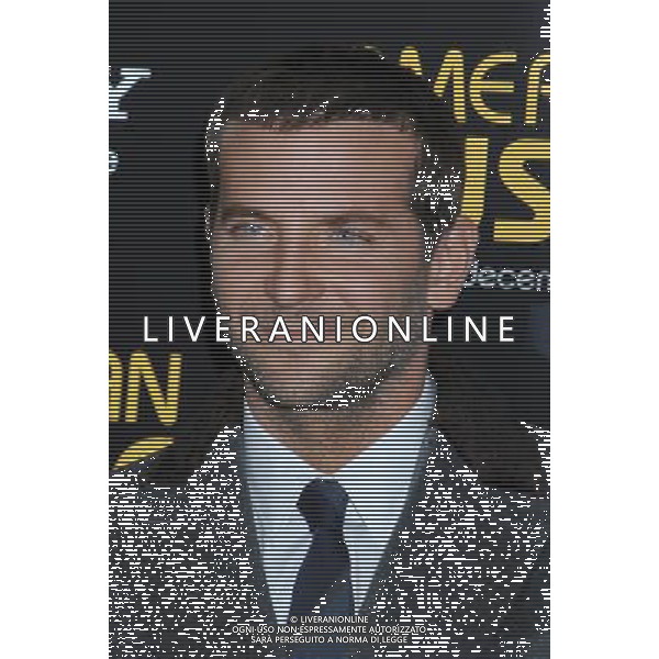 Bradley Cooper arrives at the World Premiere of \'American Hustle\' on December 8, 2013 at The Ziegfeld Theatre in New York City. AG ALDO LIVERANI SAS ONLY ITALY
