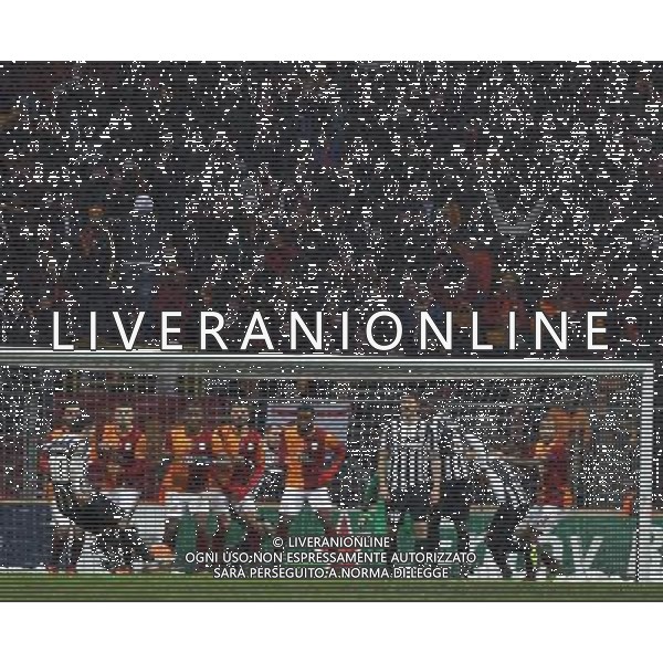 UEFA Champions League group B match between Galatasaray Istanbul and Juventus at Turk Telekom Arena Stadium on December 11, 2013 in Istanbul, Turkey. Match Score: Galatasaray 1 - Juventus 0 Pictured: Carlos Tevez of Juventus. LIGA MISTRZOW PILKA NOZNA SEZON 2013/2014 FOT.SESKIM PHOTO/NEWSPIX.PL TURKEY, GERMANY, AUSTRIA AND UK OUT !!! --- Newspix.pl /AGENZIA ALDO LIVERANI SAS - ITALY ONLY - EDITORIAL USE ONLY *** Local Caption *** www.newspix.pl mail us: info@newspix.pl call us: 0048 022 23 22 222 --- Polish Picture Agency by Ringier Axel Springer Poland