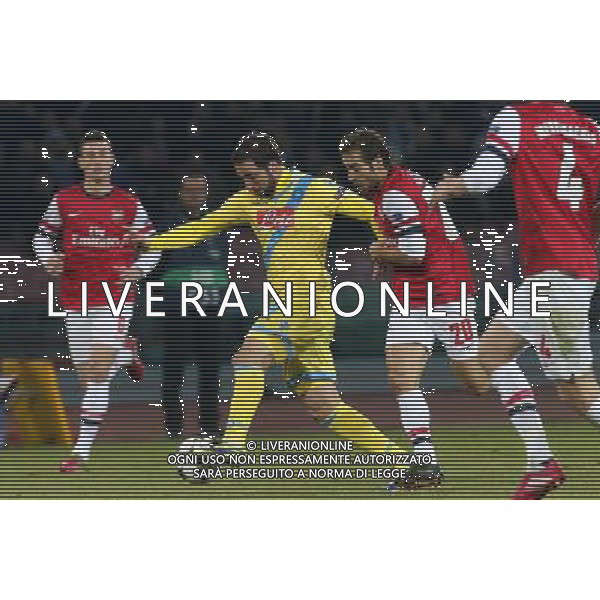 NAPOLI - ARSENAL CHAMPIONS LEAGUE 11 DICEMBRE 2013 NELLA FOTO: HIGUAIN, FLAMINI ©MOSCA/AGENZIA ALDO LIVERANI SAS