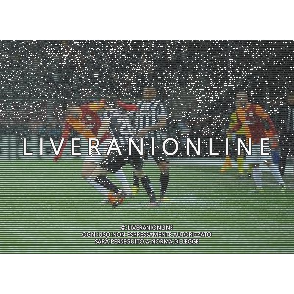 UEFA Champions League group B match between Galatasaray Istanbul and Juventus at Turk Telekom Arena Stadium on December 10, 2013 in Istanbul, Turkey. Pictured: Albert Riera of Galatasaray and Stephan Lichtsteiner (26) and Arturo Vidal (23) of Juventus. AG ALDO LIVERANI SAS ONLY ITALY