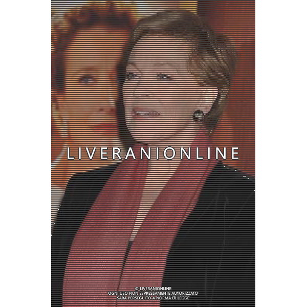 BURBANK, CA- DECEMBER 09: Actress Julie Andrews arrives at the \'Saving Mr. Banks\' - Los Angeles Premiere at Walt Disney Studios on December 9, 2013 in Burbank, California. AG ALDO LIVERANI SAS ONLY ITALY
