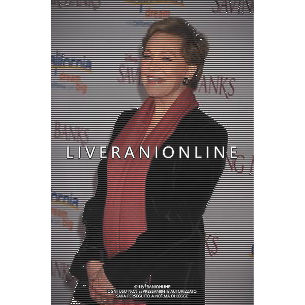 BURBANK, CA- DECEMBER 09: Actress Julie Andrews arrives at the \'Saving Mr. Banks\' - Los Angeles Premiere at Walt Disney Studios on December 9, 2013 in Burbank, California. AG ALDO LIVERANI SAS ONLY ITALY