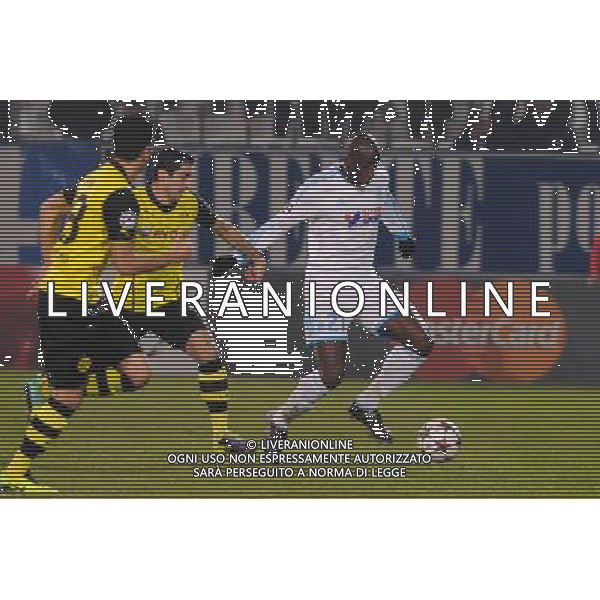 Robert LEWANDOSKI / Souleymane DIAWARA - 11.12.2013 - Marseille / Borussia Dortmund - Champions League Photo : Gaston Petrelli / Icon Sport AG ALDO LIVERANI SAS ONLY ITALY