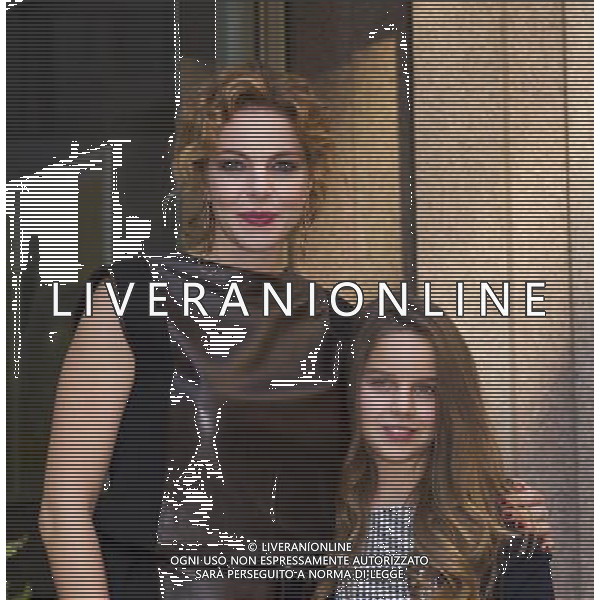 Roma - 12/12/2013 - Hotel Visconti - Photocall del film \' Indovina chi viene a Natale? \' - nella foto: Claudia Gerini con la figlia Rosa / Ph. Fabrizio Corradetti - Ag. Aldo Liverani sas