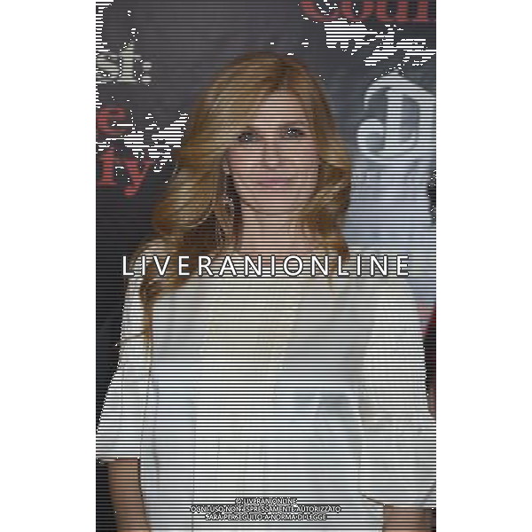 Connie Britton attends the New York Premiere of \'August: Osage County\' on December 12, 2013 at the Ziegfeld Theatre in New York City. AG ALDO LIVERANI SAS ONLY ITALY