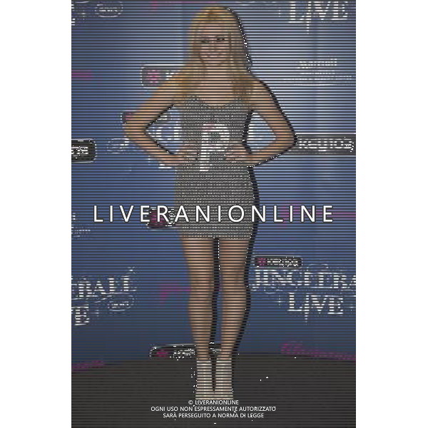 Singer Pixie Lott poses backstage at Key 103 Jingleball Live 2013, Manchester Arena, Manchester, England, 12th December 2013. ©photoshot/AGENZIA ALDO LIVERANI SAS - ITALY ONLY - EDITORIAL USE ONLY