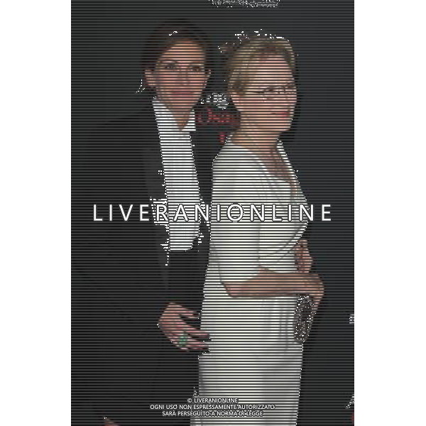 Julia Roberts, Meryl Streep at the \'August: Osage County\' Los Angeles Premiere, Regal Cinemas, Los Angeles, CA 12-16-13 AG ALDO LIVERANI SAS ONLY ITALY