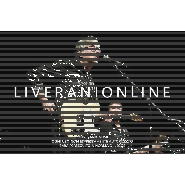 10cc Leeds Arena 17.12.13 ©PHOTOSHOT/AGENZIA ALDO LIVERANI SAS - ITALY ONLY - EDITORIAL USE ONLY