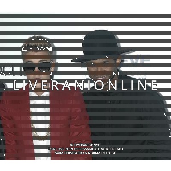 Justin Bieber and Usher \'Justin Bieber\'s Believe\' World Premiere from \'Open Road Films\' at Regal Cinemas L.A. Live December 18, 2013 - Los Angeles, California CelebrityPhoto. com AG ALDO LIVERANI SAS ONLY ITALY