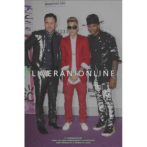 Scooter Braun, Justin Bieber, Usher at the \'Justin Bieber\'s Believe\' Premiere, Regal Cinemas, Los Angeles, CA 12-18-13 AG ALDO LIVERANI SAS ONLY ITALY