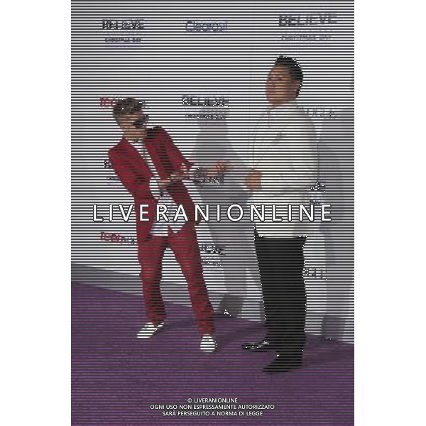 Justin Bieber, Jon M. Chu at the \'Justin Bieber\'s Believe\' Premiere, Regal Cinemas, Los Angeles, CA 12-18-13 AG ALDO LIVERANI SAS ONLY ITALY