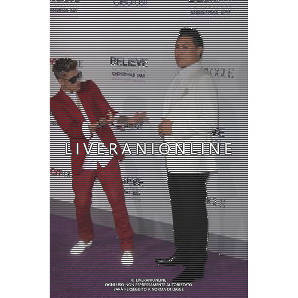 Justin Bieber, Jon M. Chu at the \'Justin Bieber\'s Believe\' Premiere, Regal Cinemas, Los Angeles, CA 12-18-13 AG ALDO LIVERANI SAS ONLY ITALY