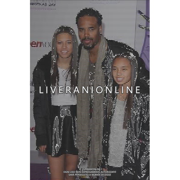 LOS ANGELES - DECEMBER 18: Shawn Wayans at \'Justin Bieber\'s Believe\' Premiere on December 18 2013 in Los Angeles, California. (Photo by Martin Sloan) AG ALDO LIVERANI SAS ONLY ITALY