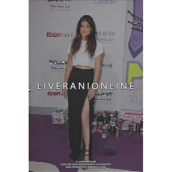 LOS ANGELES - DECEMBER 18: Kylie Jenner at \'Justin Bieber\'s Believe\' Premiere on December 18 2013 in Los Angeles, California. (Photo by Martin Sloan) AG ALDO LIVERANI SAS ONLY ITALY