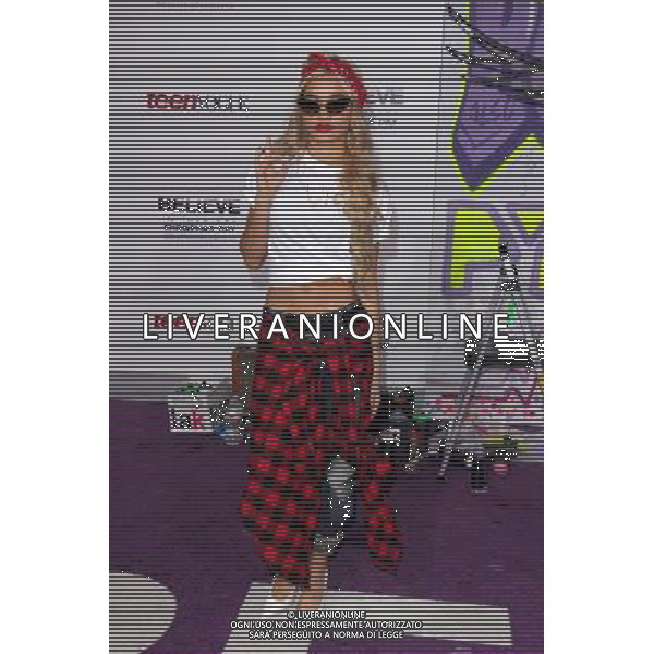 LOS ANGELES - DECEMBER 18: Pia Mia at \'Justin Bieber\'s Believe\' Premiere on December 18 2013 in Los Angeles, California. (Photo by Martin Sloan) AG ALDO LIVERANI SAS ONLY ITALY