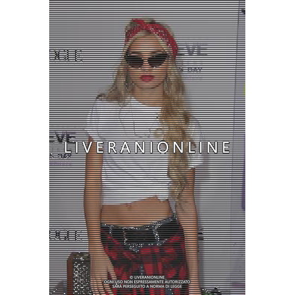 LOS ANGELES - DECEMBER 18: Pia Mia at \'Justin Bieber\'s Believe\' Premiere on December 18 2013 in Los Angeles, California. (Photo by Martin Sloan) AG ALDO LIVERANI SAS ONLY ITALY