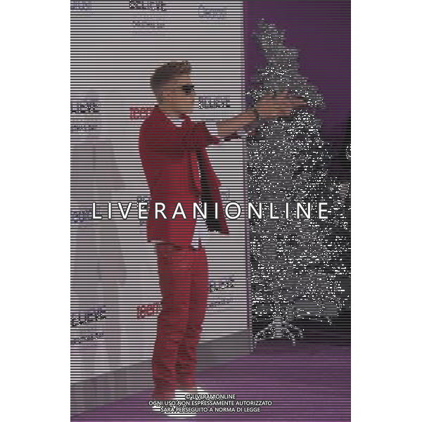 LOS ANGELES - DECEMBER 18: Justin Bieber at \'Justin Bieber\'s Believe\' Premiere on December 18 2013 in Los Angeles, California. (Photo by Martin Sloan) AG ALDO LIVERANI SAS ONLY ITALY