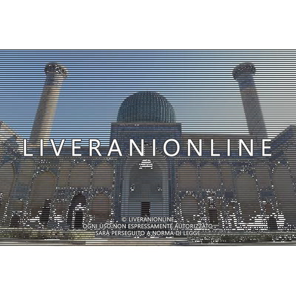 (140102) -- TASHKENT, Jan. 2, 2014 () -- The photo taken on Oct. 27, 2013 shows the Gur-e Amir Mausoleum in Samarkand, Uzbekistan. It is a mausoleum of the Asian conqueror Tamerlane (also known as Timur). Samarkand is the second largest city in Uzbekistan and the capital of Samarqand Province. It is an ancient city on the Silk Road and a melting port of the world\'s cultures. It is listed as one of the World Heritage Sites by UNESCO in 2001. (/Sadat) (dzl) ©photoshot/AGENZIA ALDO LIVERANI SAS - ITALY ONLY - L\'antica citta\' di Samarcanda costituita da tre edifici separati Compresa la Madrasa di Ulugh Beg, Sher-Dor e Kori-Tilya in Uzbekistan sulla Via della Seta, indicato come uno dei siti del patrimonio mondiale dell\'Umanita\' dall\'UNESCO nel 2001.