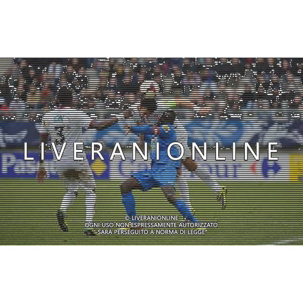 Marko BASA / Pape Maurice SANKARE - 05.01.2014 - Amiens AC / Lille - 32emeFinale Coupe de France - Photo : Dave Winter / Icon Sport AG ALDO LIVERANI SAS ONLY ITALY AG ALDO LIVERANI SAS ONLY ITALY