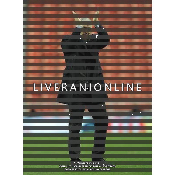 GRAHAM KAVANAGH AT END OF GAME SUNDERLAND FC V CARLISLE UTD FC SUNDERLAND FC V CARLISLE UTD FC, FA CUP 3RD ROUND STADIUM OF LIGHT, SUNDERLAND, ENGLAND 05 January 2014 GAT77307 BARCLAYS PREMIER LEAGUE 05/01/14 WARNING! This Photograph May Only Be Used For Newspaper And/Or Magazine Editorial Purposes. May Not Be Used For Publications Involving 1 player, 1 Club Or 1 Competition Without Written Authorisation From Football DataCo Ltd. For Any Queries, Please Contact Football DataCo Ltd on +44 (0) 207 864 9121