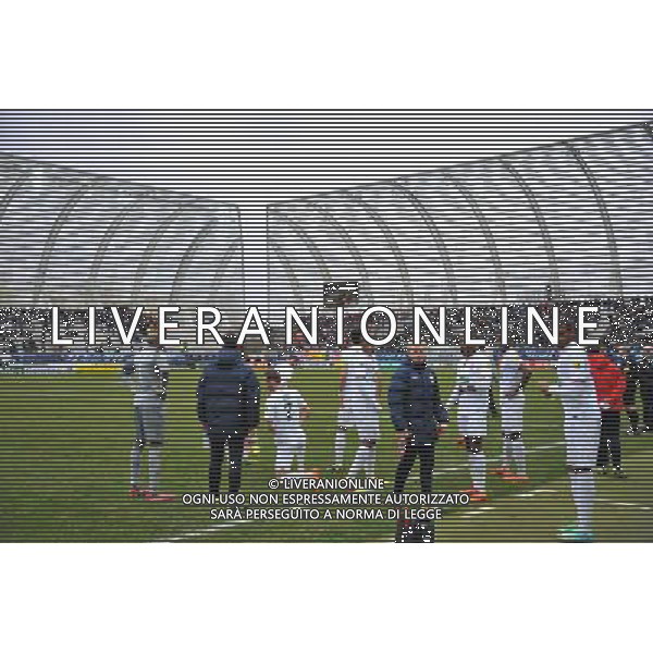 Delai de debut de deuxieme mi temps Ã  cause d\'altercations entre supporteurs - 05.01.2014 - Amiens AC / Lille - 32emeFinale Coupe de France Photo : Dave Winter / Icon Sport AG ALDO LIVERANI SAS ONLY ITALY