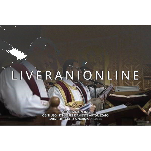 (140107) -- CAIRO, Jan. 7, 2014 () -- Coptic choir members sing during the Coptic Christmas Eve mass at the Abo Sefen church in the Maadi district of Cairo, capital of Egypt, on Jan. 6, 2014. Coptic Orthodox Christmas falls on Jan. 7, when Egypt\'s Copts, who make up 10 percent of the Egyptian population, celebrate the feast. (/Pan Chaoyue) ©photoshot/AGENZIA ALDO LIVERANI SAS - ITALY ONLY - EDITORIAL USE ONLY - Celebrazione del Natale Copto ortodosso al Cairo, capitale dell\'Egitto, 6 gennaio 2014.
