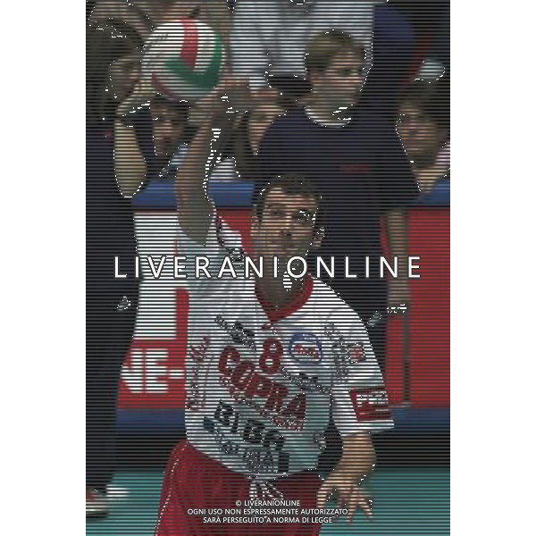 COPRA VOLLEY PIACENZA-SISLEY TRVISO 07/11/2004 NELLA FOTO BOTTI MASSIMO AGENZIA ALDO LIVERANI