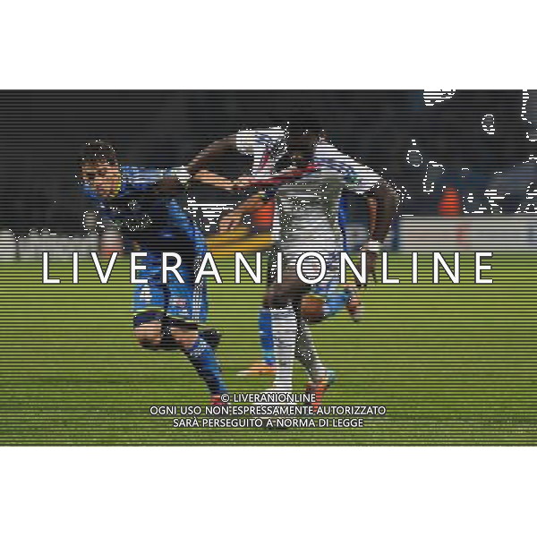 Bafetimbi GOMIS / Lucas MENDES - 15.01.2014 - Lyon / Marseille - 1/4Finale Coupe de la Ligue Photo : Jean Paul Thomas / Icon Sport AG ALDO LIVERANI SAS ONLY ITALY