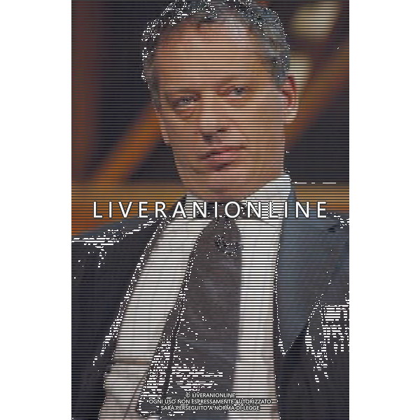 MILANO 8/11/04 TELELOMBARDIA - TALK SHOW \'ICEBERG\' NELLA FOTO PETER GOMEZ - GIORNALISTA SCRITTORE FOTO ANDREA LAVARIA - AG. ALDO LIVERANI