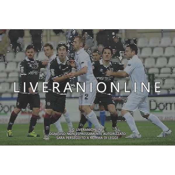 Vercelli 19-01-2014 Stadio Silvio Piola Campionato Lega PRO Prima Divisione girone A - 18å¡ giornata Pro Vercelli - Reggiana nella foto bagarre in area Pro Vercelli foto Roberto Garavaglia - ag. Aldo Liverani sas