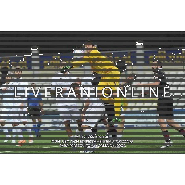 Vercelli 19-01-2014 Stadio Silvio Piola Campionato Lega PRO Prima Divisione girone A - 18å¡ giornata Pro Vercelli - Reggiana nella foto Russo in uscita foto Roberto Garavaglia - ag. Aldo Liverani sas