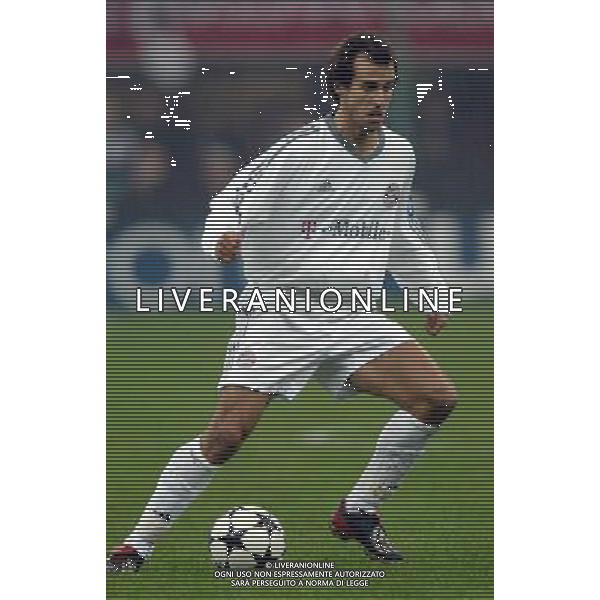 MILANO, 23/10/2002 MILAN-BAYERN MONACO MEHMET SCHOLL PH: FABRIZIO TERRUSO/SPORT NEWS AG ALDO LIVERANI SAS