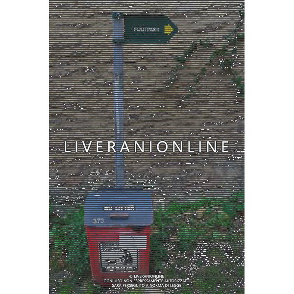 This dog poo box is covered up by a 100 year old letter box in the series Downton Abbey Downton Abbey open day ©Photoshot/Ag. Aldo Liverani s.a.s.-Only Italy-Editorial Use Only