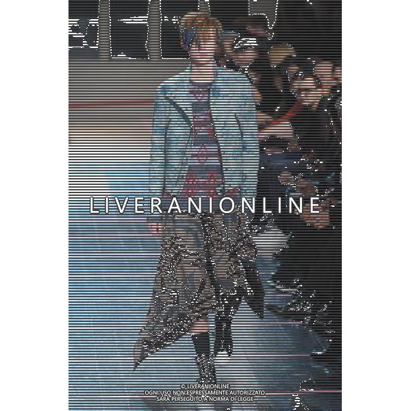 Yohji Yamamoto Autumn Winter 2014 Paris Fashion Week Ready to Wear Menswear Â©Photoshot/Ag. Aldo Liverani s.a.s.-Only Italy-Editorial Use Only
