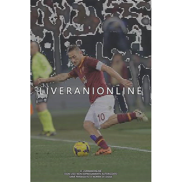 Roma - 21/01/2014 - Stadio Olimpico - TIM CUP 2013-2014 - Quarti di finale - Roma vs Juventus - nella foto: Francesco Totti / Ph. Fabrizio Corradetti - Ag. Aldo Liverani sas