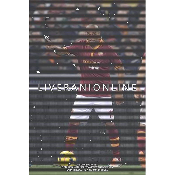 Roma - 21/01/2014 - Stadio Olimpico - TIM CUP 2013-2014 - Quarti di finale - Roma vs Juventus - nella foto: Douglas Maicon / Ph. Fabrizio Corradetti - Ag. Aldo Liverani sas