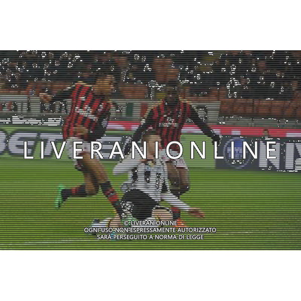 Milano 22-01-2014 TIM Cup - Coppa Italia quarti di finale Stadio Giuseppe Meazza - San Siro Milan - Udinese nella foto Balotelli segna 1 a 0 Milan foto Roberto Garavaglia - ag. Aldo Liverani sas