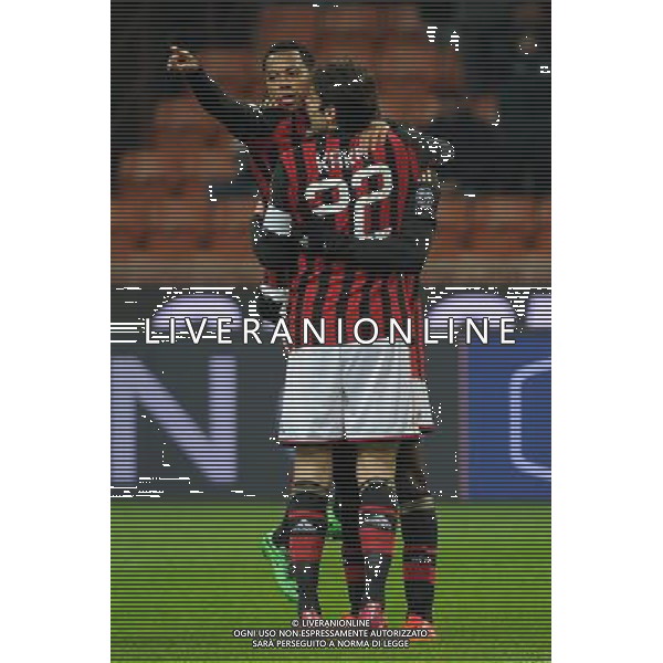 Milano 22-01-2014 TIM Cup - Coppa Italia quarti di finale Stadio Giuseppe Meazza - San Siro Milan - Udinese nella foto da SX Robson De Souza Robinho (Milan) e Ricardo Kaka\' (Milan) abbracciano Mario Balotelli (Milan) dopo un gol foto Roberto Garavaglia - ag. Aldo Liverani sas