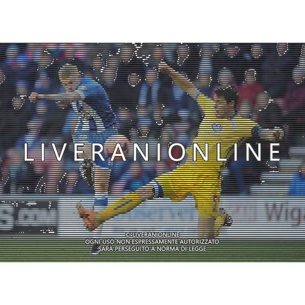 JAMES MCCLEAN \' PATRICK MCCARTHY WIGAN ATHLETIC V CRYSTAL PALACE FC WIGAN ATHLETIC V CRYSTAL PALACE FC, THE BUDWEISER FA CUP DW STADIUM, WIGAN, ENGLAND 25 January 2014 GAT78156 THE BUDWEISER FA CUP 25/01/2014 WARNING! This Photograph May Only Be Used For Newspaper And/Or Magazine Editorial Purposes. May Not Be Used For Publications Involving 1 player, 1 Club Or 1 Competition Without Written Authorisation From Football DataCo Ltd. For Any Queries, Please Contact Football DataCo Ltd on +44 (0) 207 864 9121 AG ALDO LIVERANI SAS ONLY ITALY AG ALDO LIVERANI SAS ONLY ITALY