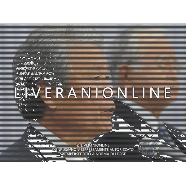 (140127) -- TOKYO, Jan. 27, 2014 () -- Accompanied by Chairman of Sumitomo Chemical Co. and Chairman of Keidanren Hiromasa Yonekura, Sadayuki Sakakibara (L), chairman of Toray Industries Inc. and next chairman of the business lobby Keidanren, speaks during a news conference in Tokyo, Japan, Jan. 27, 2014. Sakakibara will take up his post from next June. (/Stinger) ©photoshot/AGENZIA ALDO LIVERANI SAS - ITALY ONLY - EDITORIAL USE ONLY - Sadayuki Sakakibara, presidente della Toray Industries Inc. e il prossimo presidente della lobby d\'affari Keidanren, parla durante una conferenza stampa a Tokyo, Giappone , 27 gennaio 2014.