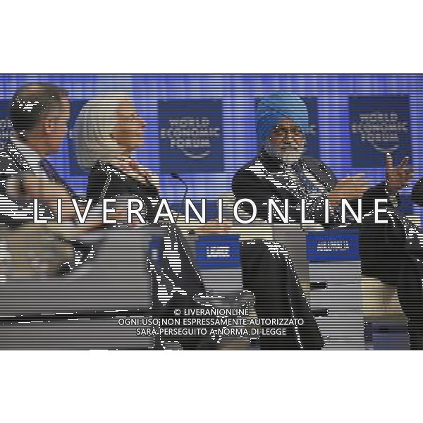 Montek Singh Ahluwalia, Deputy Chairman, Planning Commission, India gestures during the session \'Global Economic Outlook 2014\' at the Annual Meeting 2014 of the World Economic Forum at the congress centre in Davos, January 25, 2014. WORLD ECONOMIC FORUM/swiss-image.ch/Photo Jolanda Flubacher AG ALDO LIVERANI SAS ONLY ITALY