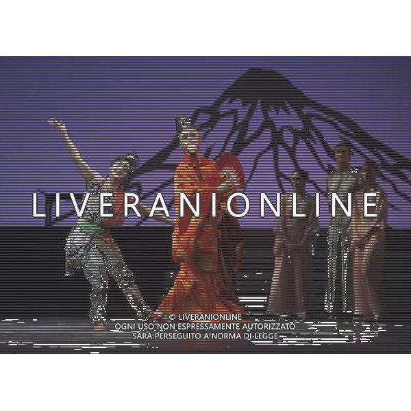 The Prince of the Pagodas, dress rehearsal on 29th January 2014 at The Lowry, Salford, England. The show will runs from 30th January - 1st February 2014 before touring the UK. David Bintley\'s ballet to Benjamin Britten\'s only commissioned ballet score was rapturously received by audiences and critics at its premiere by the National Ballet of Japan in 2011. The spectacular and imaginative costumes from War Horse designer Rae Smith bring to life the elegance and beauty of the Chrysanthemum Kingdom, and capture our imagination in the fantastical journey through the elements. AG ALDO LIVERANI SAS ONLY ITALY