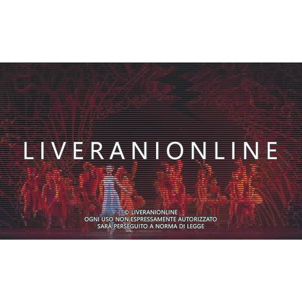 The Prince of the Pagodas, dress rehearsal on 29th January 2014 at The Lowry, Salford, England. The show will runs from 30th January - 1st February 2014 before touring the UK. David Bintley\'s ballet to Benjamin Britten\'s only commissioned ballet score was rapturously received by audiences and critics at its premiere by the National Ballet of Japan in 2011. The spectacular and imaginative costumes from War Horse designer Rae Smith bring to life the elegance and beauty of the Chrysanthemum Kingdom, and capture our imagination in the fantastical journey through the elements. ©photoshot/AGENZIA ALDO LIVERANI SAS - ITALY ONLY - Ballerini classici durante le prove de \'Il principe delle pagode\' , prova generale del 29 gennaio 2014 al The Lowry, Salford, in Inghilterra