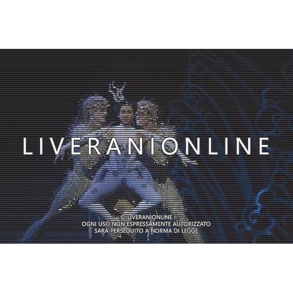 The Prince of the Pagodas, dress rehearsal on 29th January 2014 at The Lowry, Salford, England. The show will runs from 30th January - 1st February 2014 before touring the UK. David Bintley\'s ballet to Benjamin Britten\'s only commissioned ballet score was rapturously received by audiences and critics at its premiere by the National Ballet of Japan in 2011. The spectacular and imaginative costumes from War Horse designer Rae Smith bring to life the elegance and beauty of the Chrysanthemum Kingdom, and capture our imagination in the fantastical journey through the elements. ©photoshot/AGENZIA ALDO LIVERANI SAS - ITALY ONLY - Ballerini classici durante le prove de \'Il principe delle pagode\' , prova generale del 29 gennaio 2014 al The Lowry, Salford, in Inghilterra
