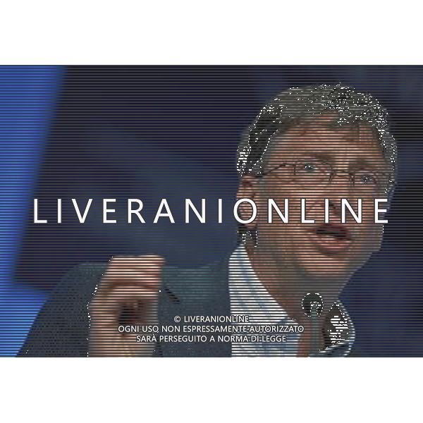 DAVOS, Jan. 29, 2011 ()Bill Gates, founder of Microsoft and co-chair of the Bill\'Melinda Gates Foundation, speaks during the session \'Polio: Eradicating an Old Reality Once and for All\' at the Annual Meeting 2011 of the World Economic Forum in Davos, Switzerland, Jan. 28, 2011.(/World Economic Forum/Moritz Hager) (Editorial Use Only, No Commercial Use, No Archive, Not For Sale) ©PHOTOHSOT/AGENZIA ALDO LIVERANI SAS - ITALY ONLY - EDITORIAL USE ONLY