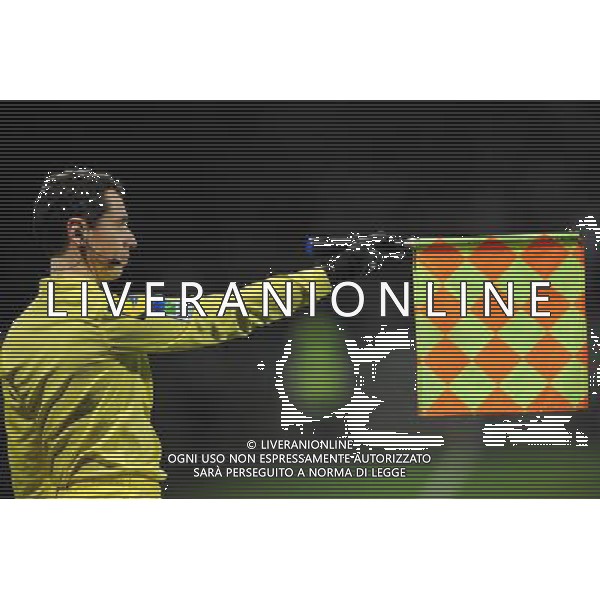 ILLUSTRATION ARBITRE DE TOUCHE - 05.02.2014 - Lyon / Troyes - 1/2Finale Coupe de la Ligue Photo : Jean Paul Thomas / Icon Sport AG ALDO LIVERANI SAS ONLY ITALY