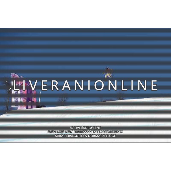 (140206) -- SOCHI, Feb. 6, 2014 () -- Sage Kotsenburg of the United States competes during the men\'s snowboard slopestyle qualification at the Rosa Khutor Extreme Park in Sochi 2014 Olympic Winter Games in Sochi, Feb. 6, 2014. (/Li Gang) ©photoshot/AGENZIA ALDO LIVERANI SAS - ITALY ONLY - 22mi Giochi Olimpici Invernali Olimpiadi di Sochi, Russia 6 febbraio 2014