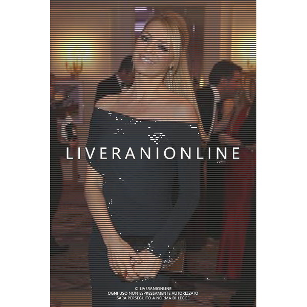 Tess Daly poses at a reception for the Prince\'s Trust Invest in Futures Gala Dinner at The Savoy Hotel on February 6, 2014 in London, England. The money raised by the event will help disadvantaged young people into jobs. ©PHOTOSHOT/AGENZIA ALDO LIVERANI SAS - ITALY ONLY - EDITORIAL USE ONLY - REALI INGLESI: Il Principe Carlo d\'inghilterra a un ricevimento e Cena di Gala al The Savoy Hotel il 6 febbraio 2014 a Londra per una raccolta di fondi per aiutare i giovani svantaggiati nel mondo del lavoro.